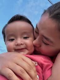 Eres el amor de mi vida!💙❤️‍🩹 Te amo!! Ya mérito cumples 7 meses 😭en qué  momento!!