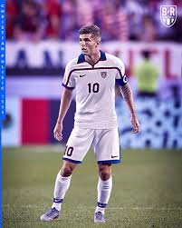Sergino dest looks destined for either barcelona or bayern munich B R Football On Twitter Past And Present Usmnt Players In Kits From The Year They Were Born