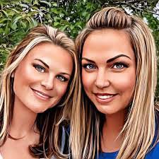 Danielle Wallington's Instagram, Twitter & Facebook