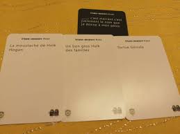 The lead player in turn chooses a question with a blank space, other players must choose an answer that must be funny, with the proposed cards having a big chance of being offensive. Bar A Jeux Blanc Manger Coco Et Les Aperos Seront Plus Festifs