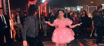 He is widely famous across the world on the internet for his super talent in acting and songwriting. Who Is Finn Wolfhard S Girlfriend Who Is Finn Dating In 2020