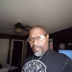 Derrick Motley's Instagram, Twitter & Facebook