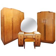 French art deco cabinet buffet circa 1925 exceptional quality. Birds Eye Maple Art Deco Bedroom Suite By Caplans Cabinets Dressing Table At 1stdibs