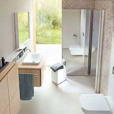 Untuk desain kamar rumah modern masa kini tentu sudah banyak yang menggunakan fungsi kamar mandi dalam yang sudah dilengkapi oleh fungsi wastafel didalamnya, hal ini untuk mempermudah dari jangkauan penggunannya. Intip 5 Wastafel Minimalis Untuk Kamar Mandi