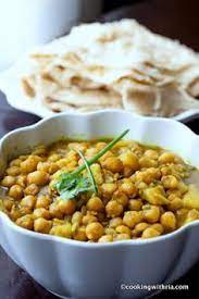 Curried Channa And Aloo Chickpeas With Potatoes Cooking With Ria Recipe Caribbean Recipes Cooking Recipes Food