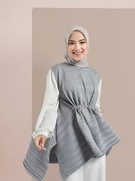 Check spelling or type a new query. 7 Tren Baju Lebaran 2021 Model Tunik Hingga Bahan Silk