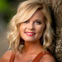 Kim Biles's Instagram, Twitter & Facebook