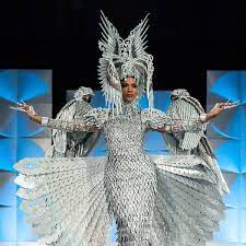 Miss universe philippines is celabrating 1 decade make it straight in top 20,top 15 top 10 top 5 top 3 and 2 miss universe crown. Who Won Miss Universe 2019 National Costume Contest Malaysia Or Philippines