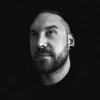 Eric Lamb's Instagram, Twitter & Facebook