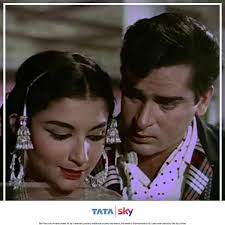 Beauty Of The Abiding Classic Kashmir Ki Kali Tata Sky Blog Buster Listen to the evergreen classic song deewana hua badal from the bollywood classic hit movie kashmir ki kali (1964) starring shammi kapoor & sharmila tagore. abiding classic kashmir ki kali