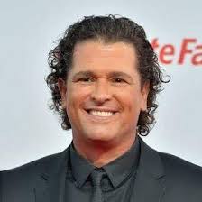 Carlos vives was born on 7 august 1961 in santa marta, magdalena, colombia, where he spent his first 12 years of life. Carlos Vives Fans Home Facebook