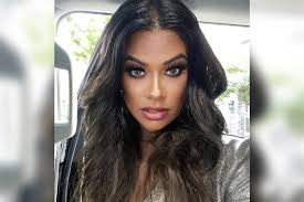 Patterns of aggressive cast members being dismissed