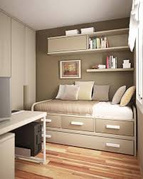 Kamar yang unik tentunya memberikan suatu nilai tersendiri bagi pemiliknya. 79 Desain Kamar Tidur Minimalis Sederhana Dan Modern Terbaru 2019