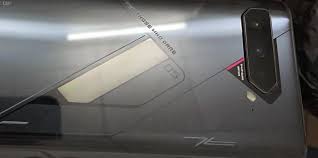 Asus has launched the rog phone 5 with snapdragon 888, up to 18gb ram improved ultrasonic airtriggers, 65w fast charging, and more. Asus Rog Phone 5 With Secondary Screen Appears In A Leaked Video Gizmochina