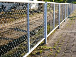 Ideas For Building A Coyote Deterrent Fence