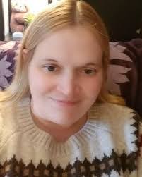 Colleen Pearson's Instagram, Twitter & Facebook