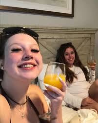 Renee Booth (@renee_booth02) • Instagram photos and videos