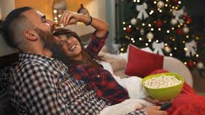 Bald freundet sich kevin bei der weihnachtsmesse mit seinem nachbarn an, der nicht der gefürchtete schwarze mann ist, sondern ein einsamer alter herr. Wo Kevin Allein Zu Haus Ist Tv Klassiker Rund Um Den Globus