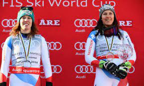 An extraordinary triumph for the fantastic 24 year old skier from engelberg, leaving the american mikaela shiffrin 0.97 seconds. Michelle Gisin Et Wendy Holdener Zappent Garmisch Skiactu Ch