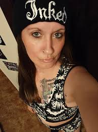 avneetkaur_13 get inked :) With surprice visit. ( tag your friends).