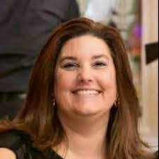 Kim Gore's Instagram, Twitter & Facebook