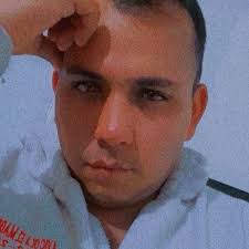 Alex Galvis's Instagram, Twitter & Facebook