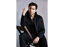It is a remake of the 1987 film of the same name. Colt Prattes Interview Meet The Star Of The Dirty Dancing Remake
