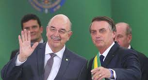 Carlos bolsonaro, osmar terra e nise yamaguchi faziam parte do ministério paralelo. Novo Presidente Da Ancine Tera Perfil Conservador Diz Ministro Osmar Terra