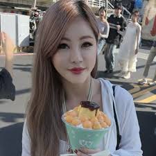 Joan Wu (@joanbaby1111) • Threads, Say more