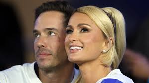 Paris Hilton férjhez ment