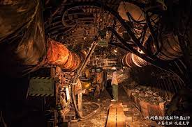 池島を見学するには 池島は島全体が炭鉱の街です 九州最後の炭鉱 池島 の外より 炭鉱 探検 ツアー