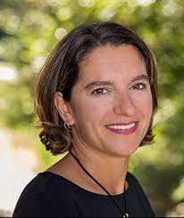 Laura Mcauley's Instagram, Twitter & Facebook