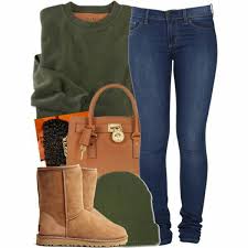 Pin By Erika Valadez On Fashion Uggs Outfit Outfits Fall Winter Outfits