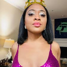 She has the same forehead cut. Make up and filter are amazing