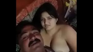 Gasti aunty captured naked by on kotha - XNXX.COM