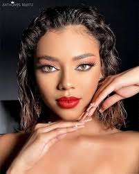 Nos llegan fotos de la Virreina del Festival Teen Puerto Cabezas .Vilma  Sierra .18 años #Costa_Caribe y sus Reynas😍🌴