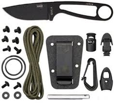Test Du Couteau Esee Izula Ii Couteau Tactique Couteau Couteau Survie