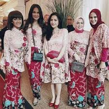 Check spelling or type a new query. 25 Model Kebaya Untuk Orang Pendek Model Baju Gamis Celana Sepatu