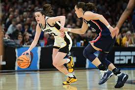 Women's Final Four: Iowa, Caitlin Clark advance to women's