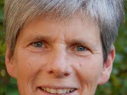 Barbara Tischer's Instagram, Twitter & Facebook