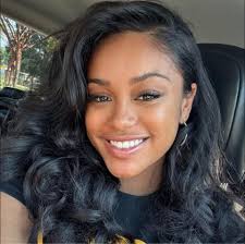 What a piece of shi*!!!. How he just dump her in a parking lot with a  coffee pot and clothes? I'm not a fan of Jasmine but there are better ways  to