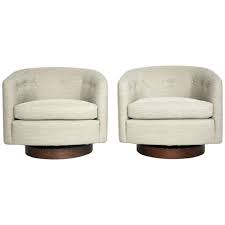 Milo Baughman Swivel Lounge Chairs 1stdibs Com Modern Swivel Chair Chair Swivel Chair