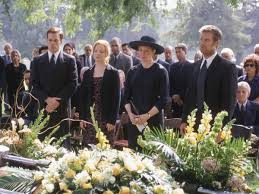 Dailywebpoint is yet to affirm gruth strauss' reason for death as no medical problems, mishap or different reasons for death have been figured out how to be related with the passing. Six Feet Under The Making Of Tv S Death Obsessed Masterpiece 20 Years On The Independent