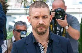 In der rolle von bösewicht bane kämpfte tom hardy gegen batman (christian bale) in „the dark knight rises. Tom Hardy Trauert Um Seinen Hund