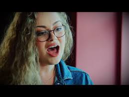 Carrie Hope Fletcher singing Seventeen