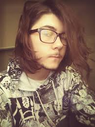 Hi my name is Bex and I am a comic creator 💜 I'm AuDHD, disabled and  queer, and would like to get some more fans, readers, & customers. My  website is www.paracosmcomics.com