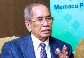 He is the minister of natural resources and environment, and currently the member of the parliament of malaysia for the santubong constituency in sarawak. Wan Junaidi Rm452 8mil Allocated For Covid 19 Recovery Plan To Assist Entrepreneurs The Star