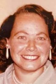 Daniel Raper's Instagram, Twitter & Facebook