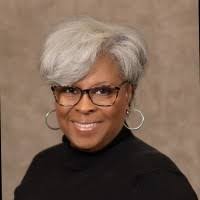 Deb Lindgren's Instagram, Twitter & Facebook