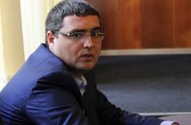 E criticat totuşi de kremlin pentru publicarea unui. Moscova Nu Crede In Lacrimi O NouÄƒ InvestigaÈ›ie Despre IlegalitÄƒÈ›ile Lui Renato Usatii